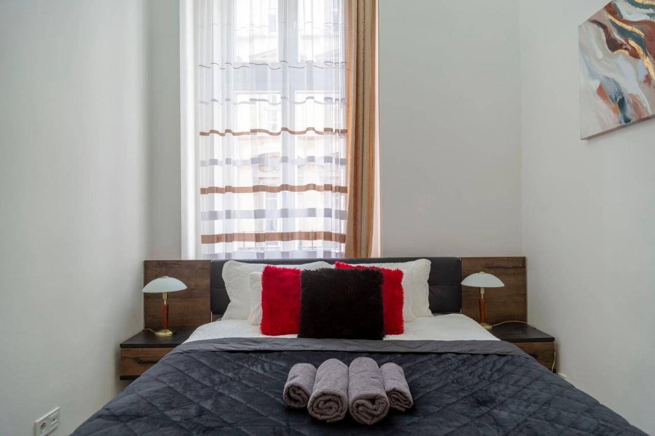 Exclusive Marilyn Apartment In The Heart Of Budapest Extérieur photo